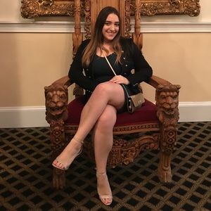 Meet your Posher, Athena